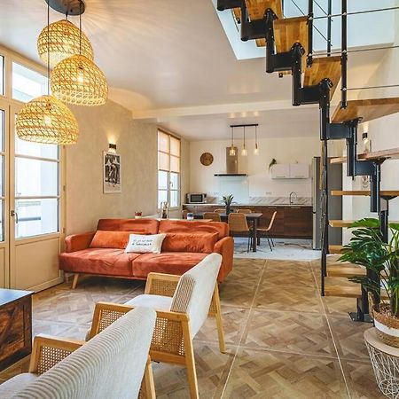 The House Of Celeste Saumur Bagian luar foto