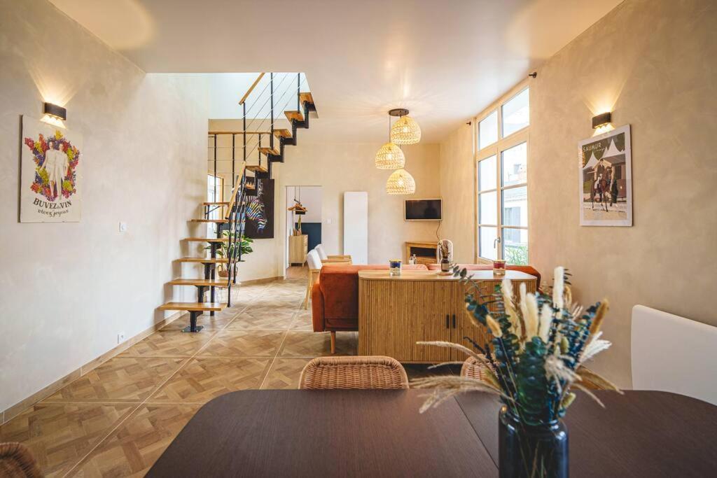 The House Of Celeste Saumur Bagian luar foto