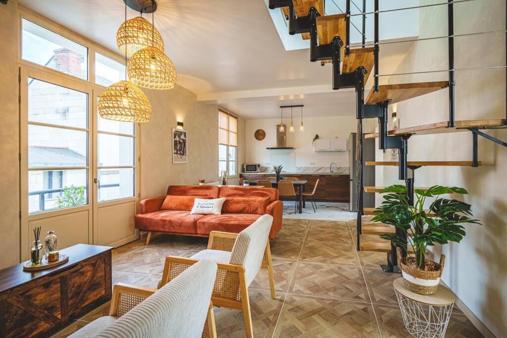 The House Of Celeste Saumur Bagian luar foto